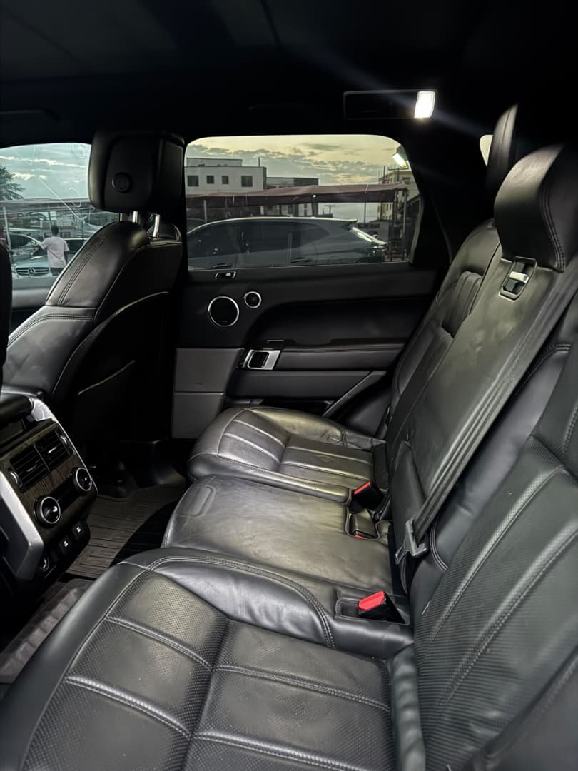 Range Rover Sport HSE detail
